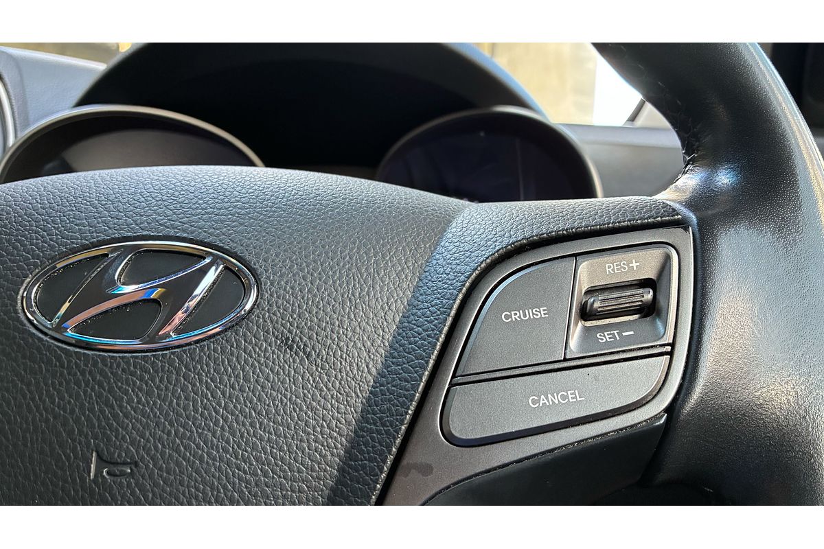2016 Hyundai Santa Fe Active DM3 Series II