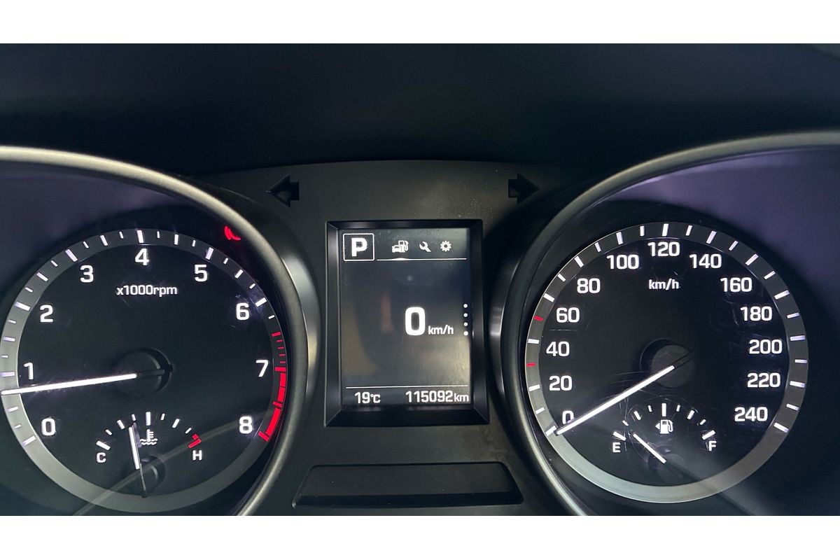 2016 Hyundai Santa Fe Active DM3 Series II