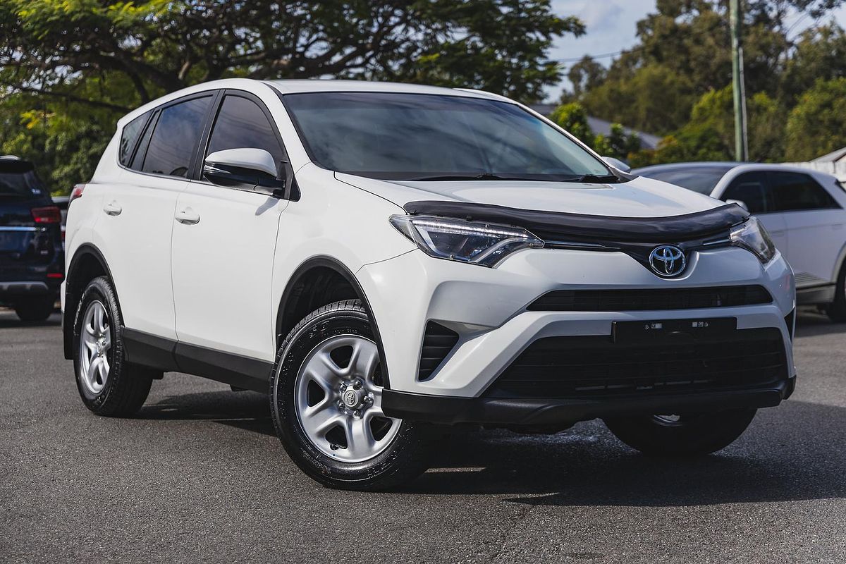 2017 Toyota RAV4 GX ASA44R
