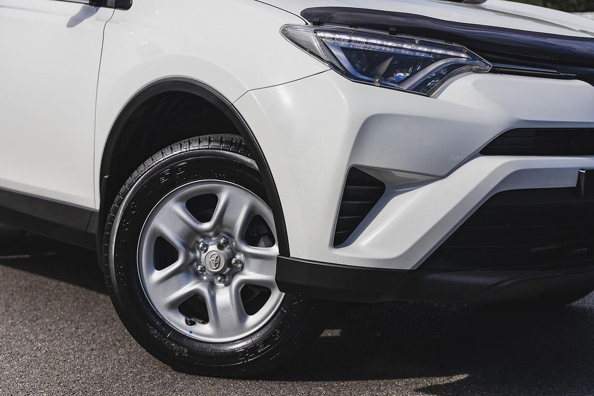 2017 Toyota RAV4 GX ASA44R