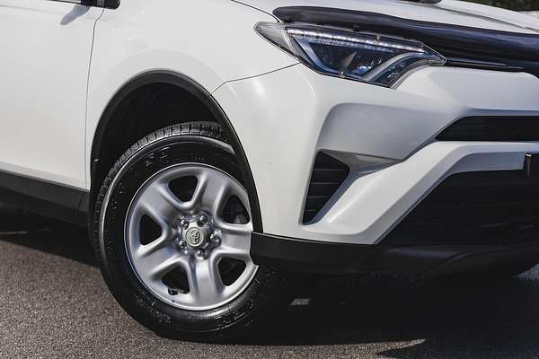 2017 Toyota RAV4 GX ASA44R