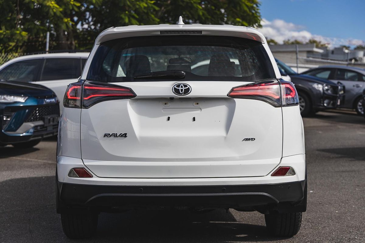2017 Toyota RAV4 GX ASA44R