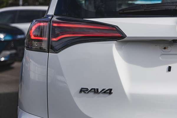 2017 Toyota RAV4 GX ASA44R