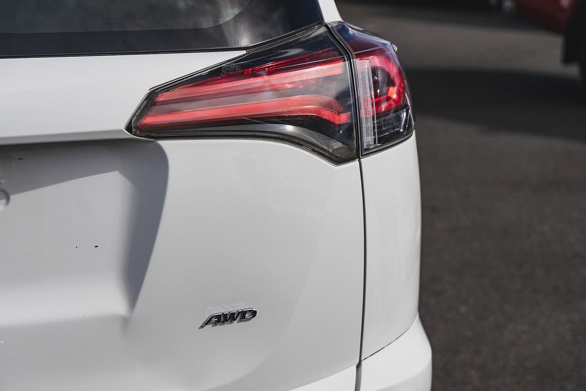 2017 Toyota RAV4 GX ASA44R