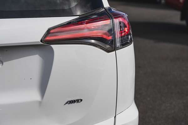 2017 Toyota RAV4 GX ASA44R