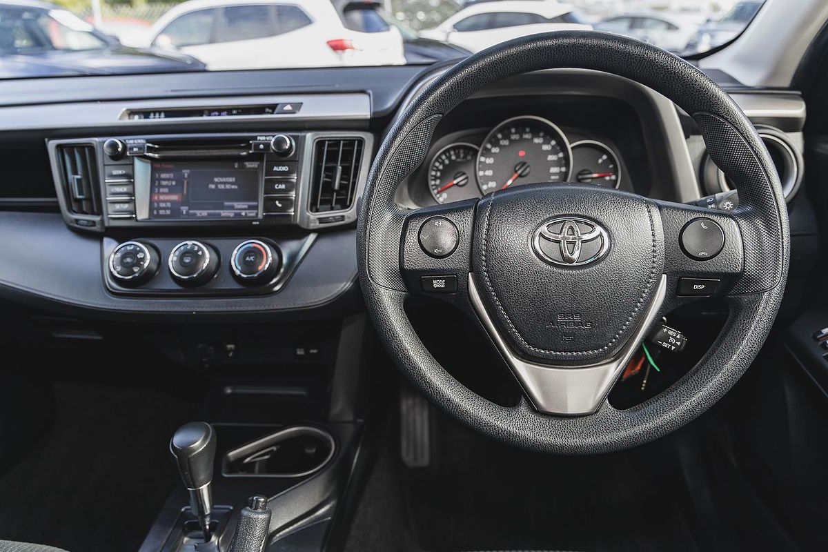 2017 Toyota RAV4 GX ASA44R