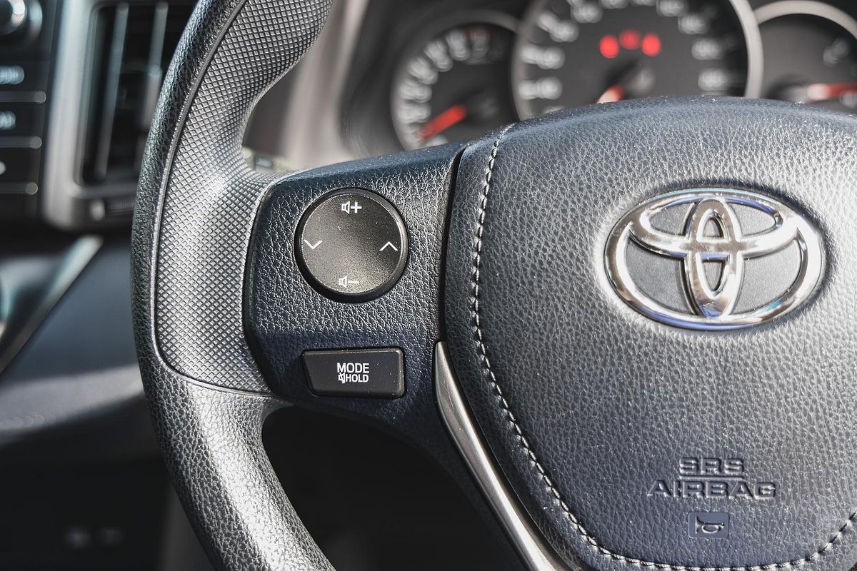 2017 Toyota RAV4 GX ASA44R