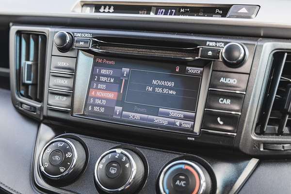 2017 Toyota RAV4 GX ASA44R