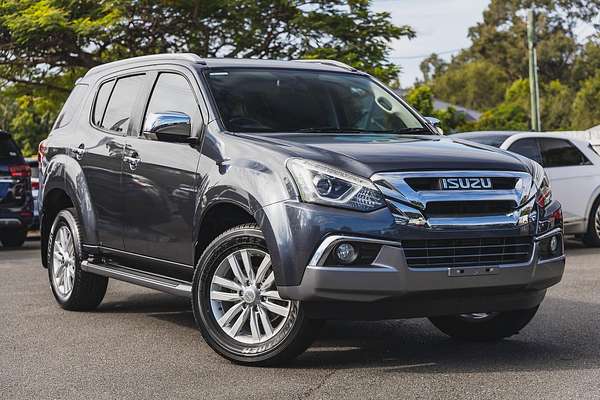 2017 Isuzu MU-X LS-T