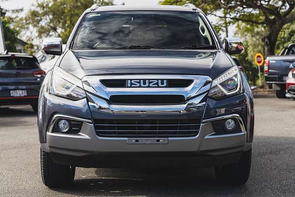 2017 Isuzu MU-X LS-T