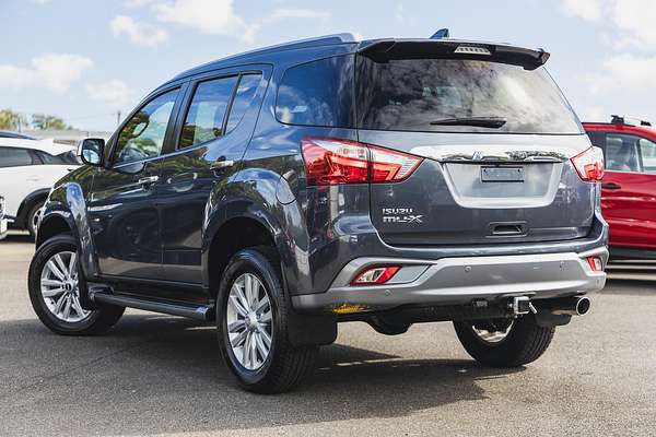 2017 Isuzu MU-X LS-T