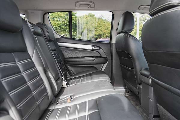 2017 Isuzu MU-X LS-T
