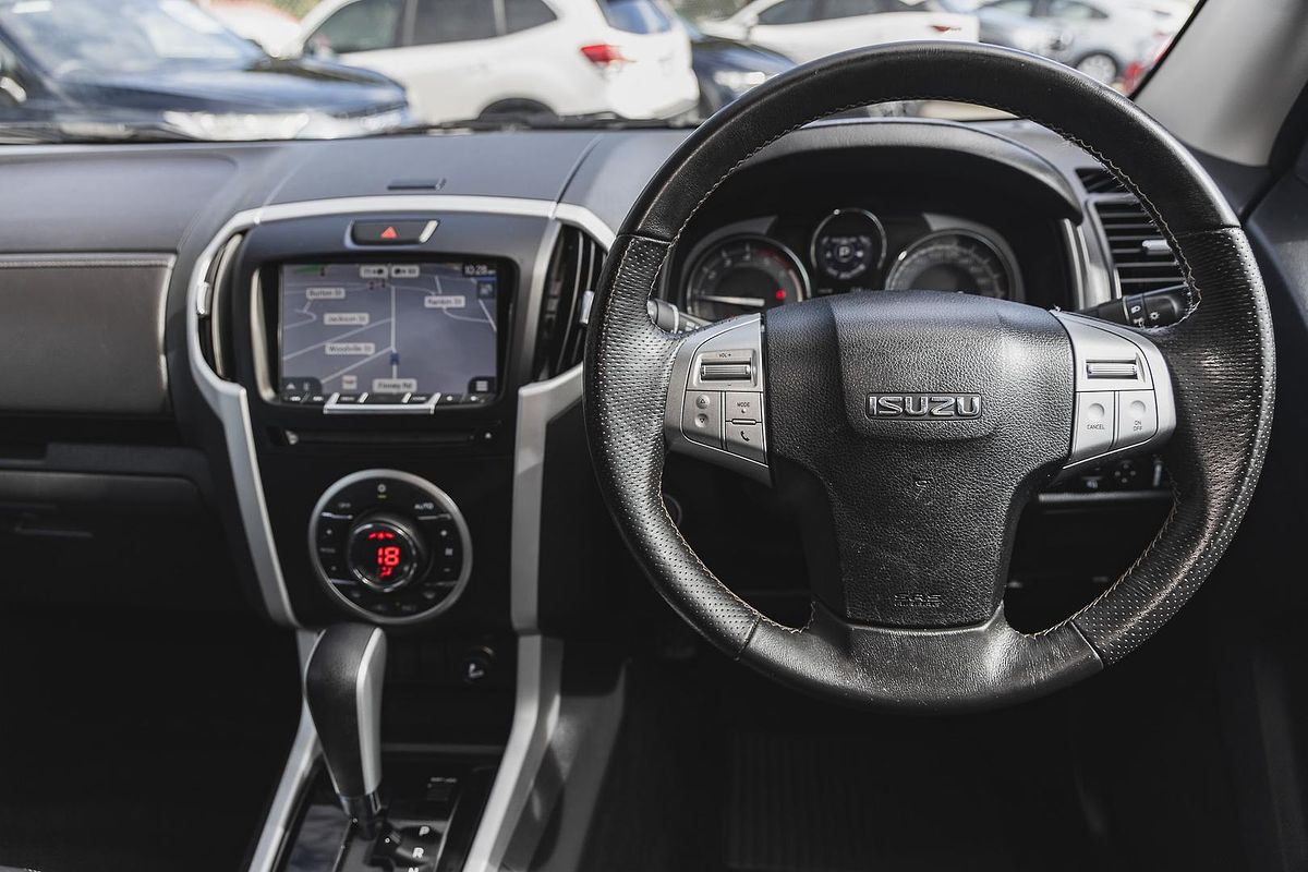 2017 Isuzu MU-X LS-T