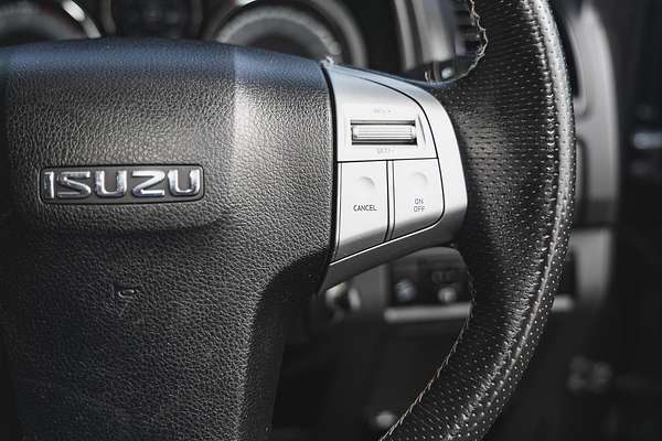 2017 Isuzu MU-X LS-T
