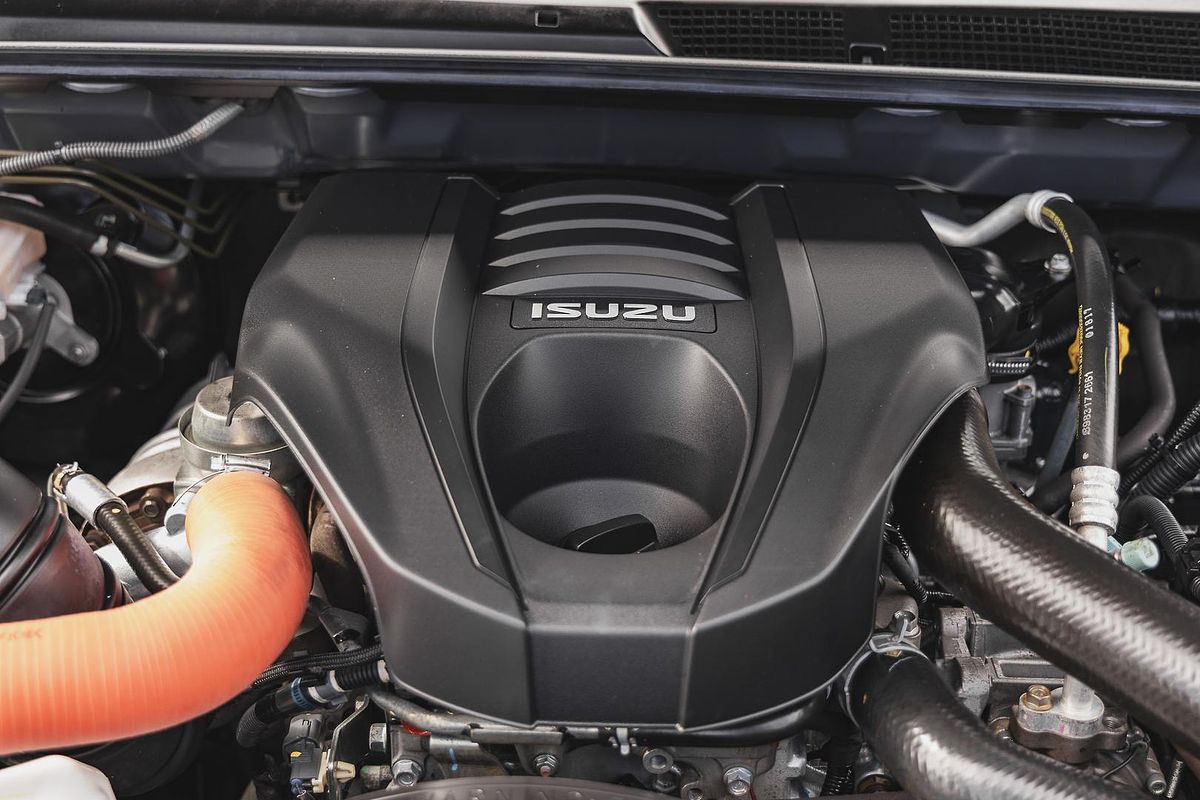 2017 Isuzu MU-X LS-T