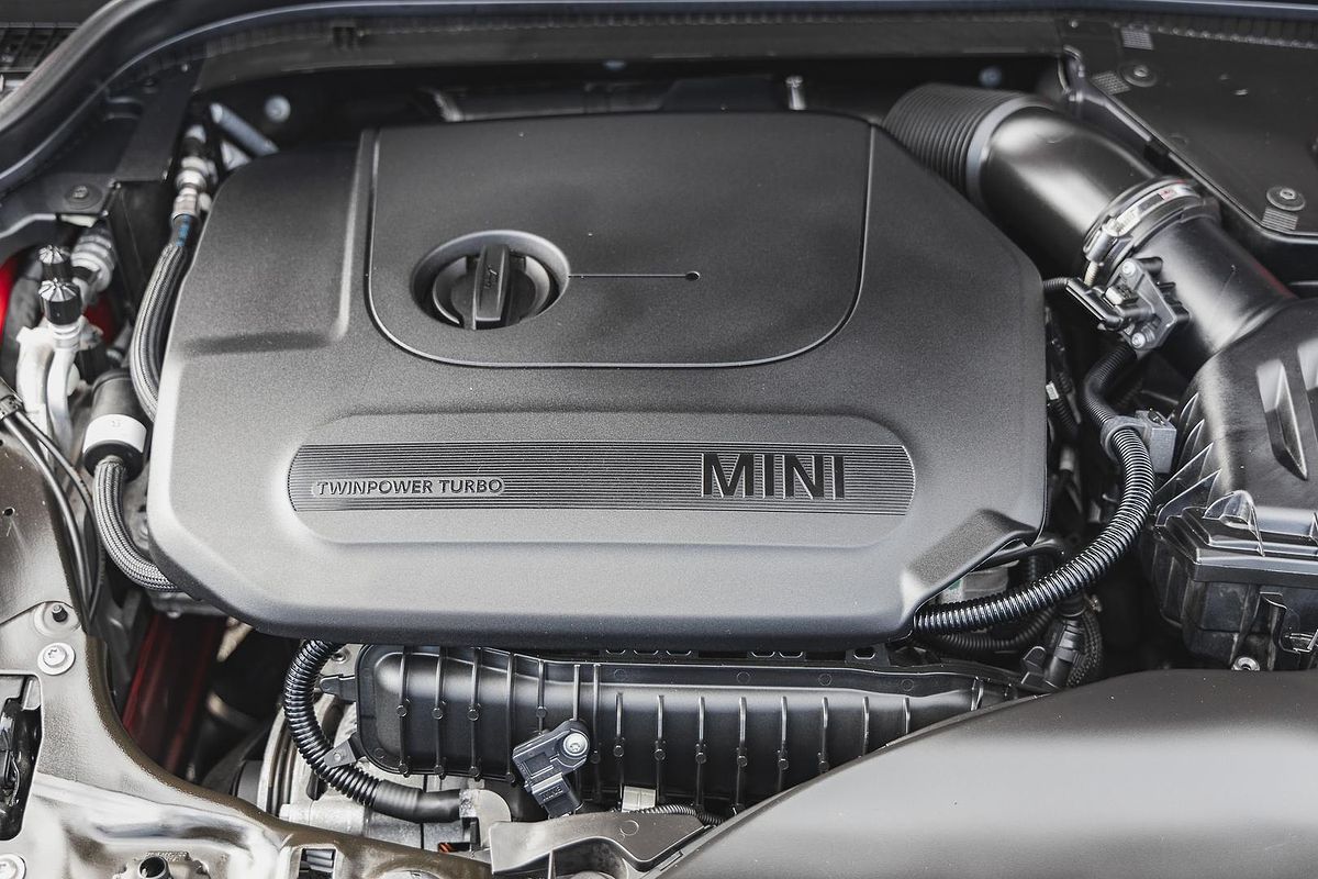 2020 MINI Hatch Cooper F55 LCI