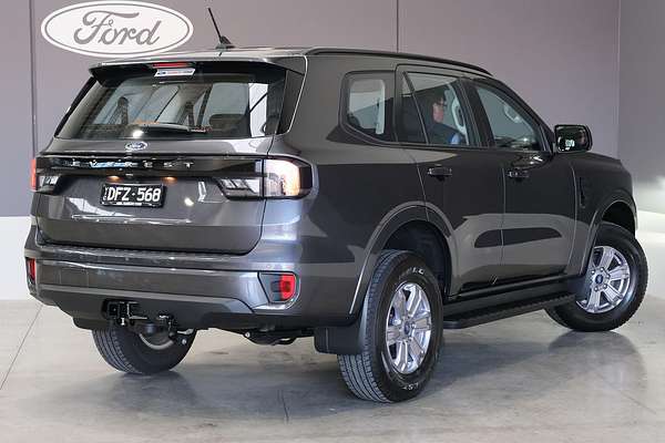2024 Ford Everest Ambiente