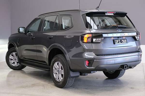 2024 Ford Everest Ambiente