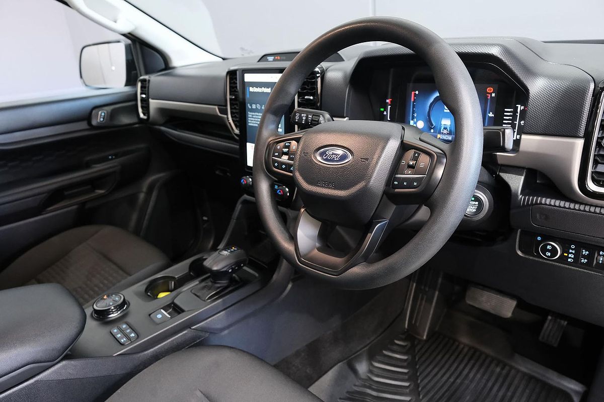 2024 Ford Everest Ambiente