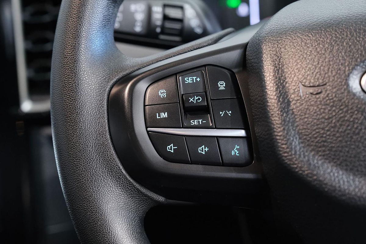 2024 Ford Everest Ambiente
