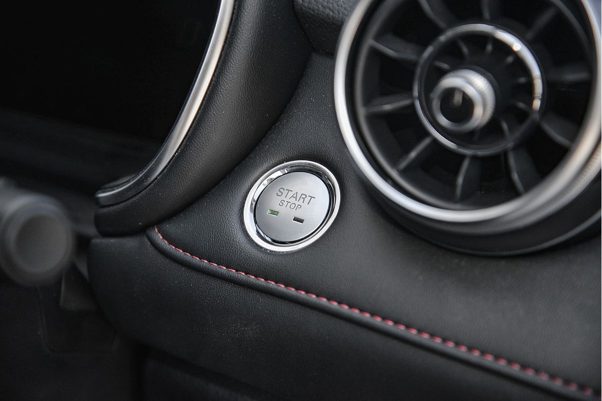 2022 MG HS Plus EV Essence SAS23