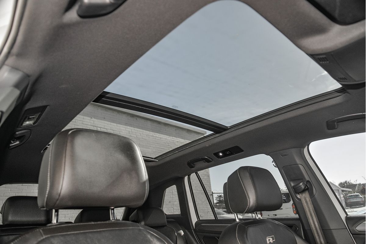 2018 Volkswagen Tiguan Wolfsburg Edition 5N
