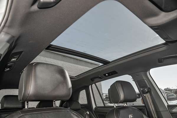 2018 Volkswagen Tiguan Wolfsburg Edition 5N