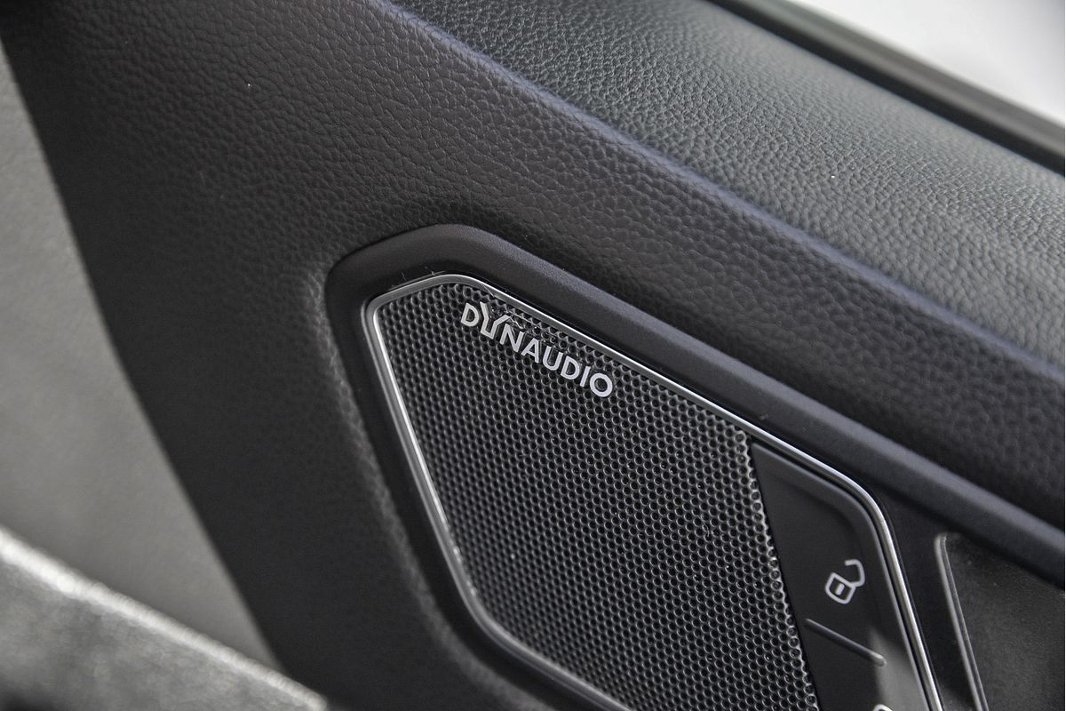 2018 Volkswagen Tiguan Wolfsburg Edition 5N
