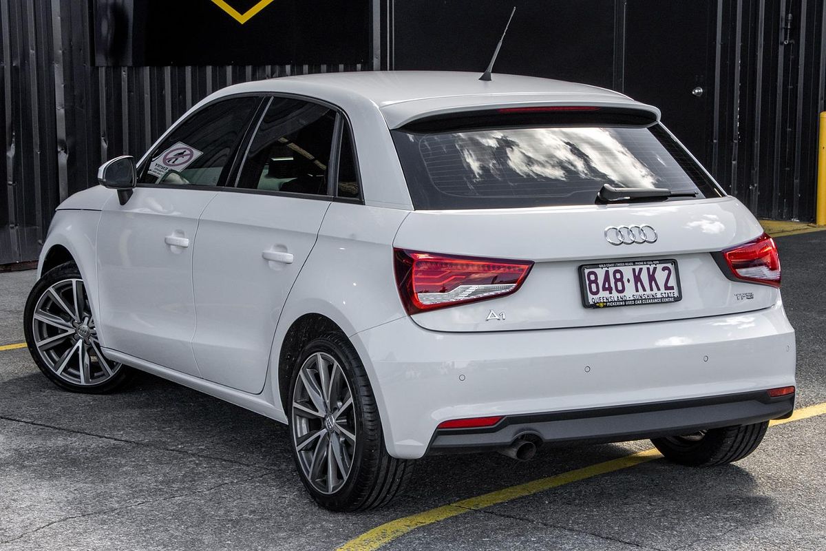 2017 Audi A1 8X