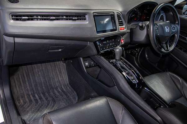 2016 Honda HR-V VTi-L