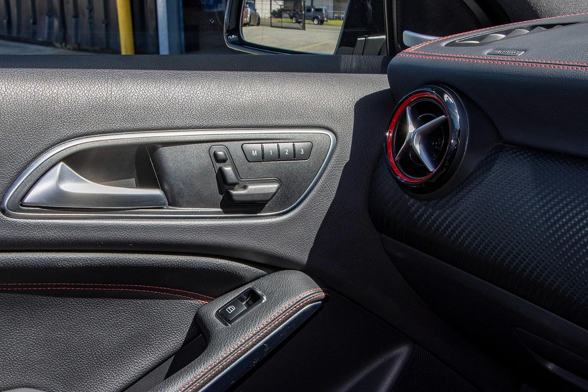 2014 Mercedes-Benz A-Class A250 Sport W176