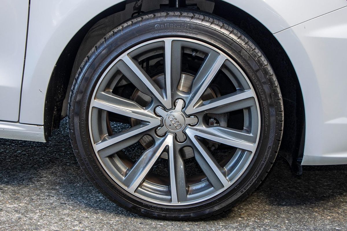 2017 Audi A1 8X