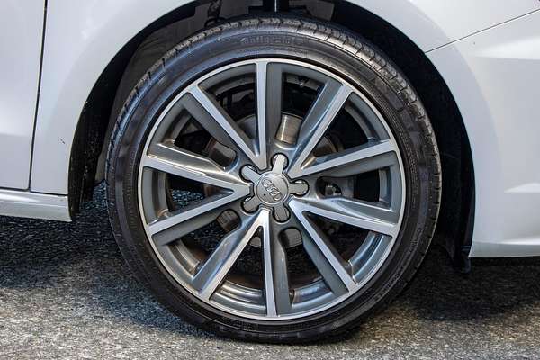 2017 Audi A1 8X