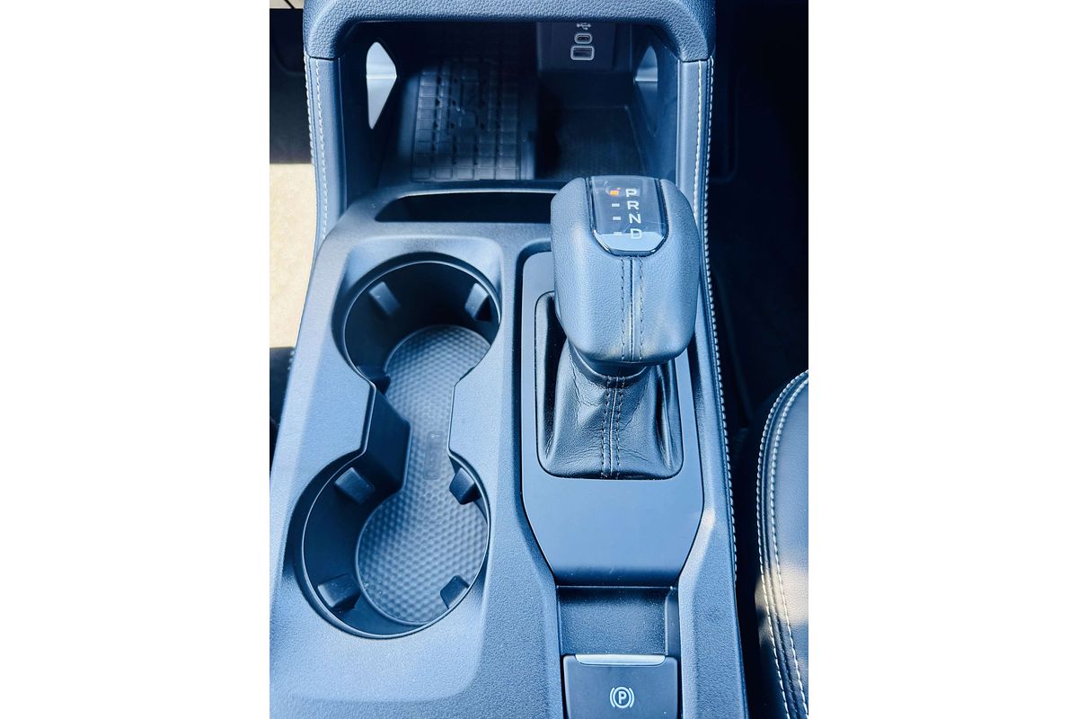 2024 Ford Everest Platinum  3.0L