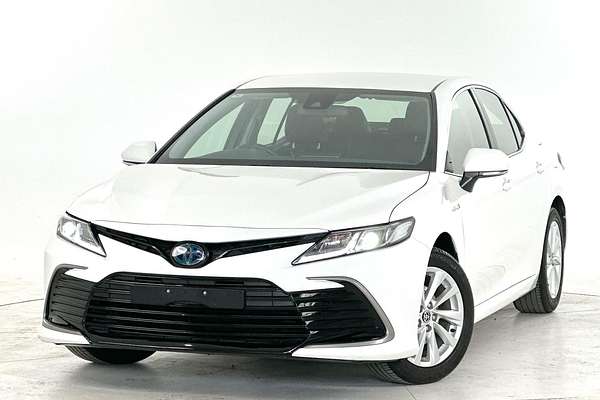 2024 Toyota Camry Ascent AXVH70R