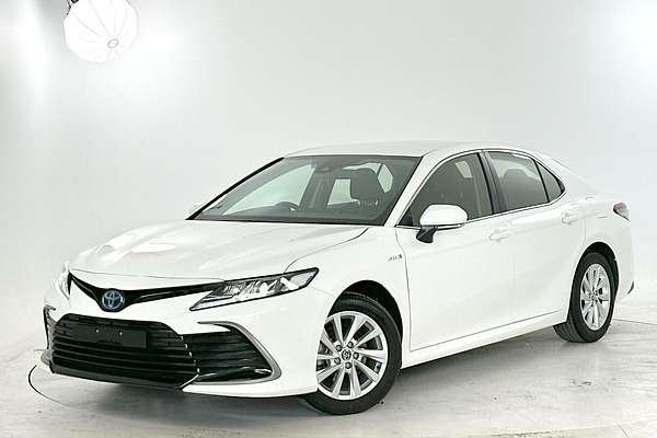 2024 Toyota Camry Ascent AXVH70R