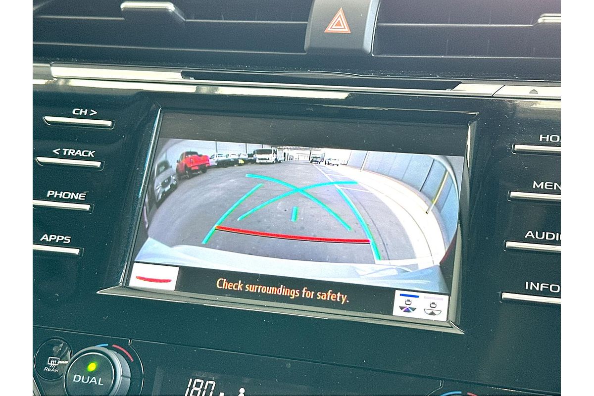 2020 Toyota Camry Ascent AXVH70R