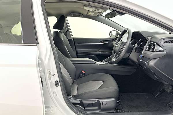 2024 Toyota Camry Ascent AXVH70R