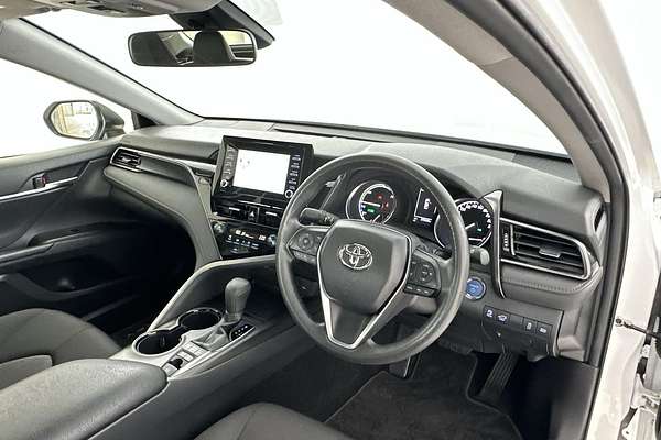 2024 Toyota Camry Ascent AXVH70R