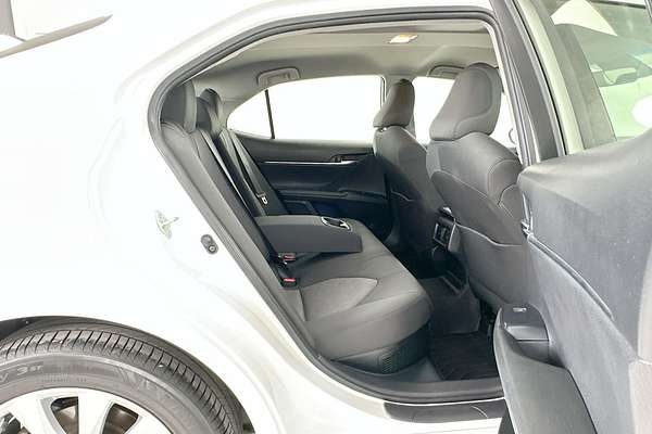2020 Toyota Camry Ascent AXVH70R