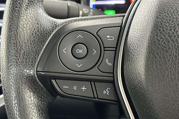 2020 Toyota Camry Ascent AXVH70R