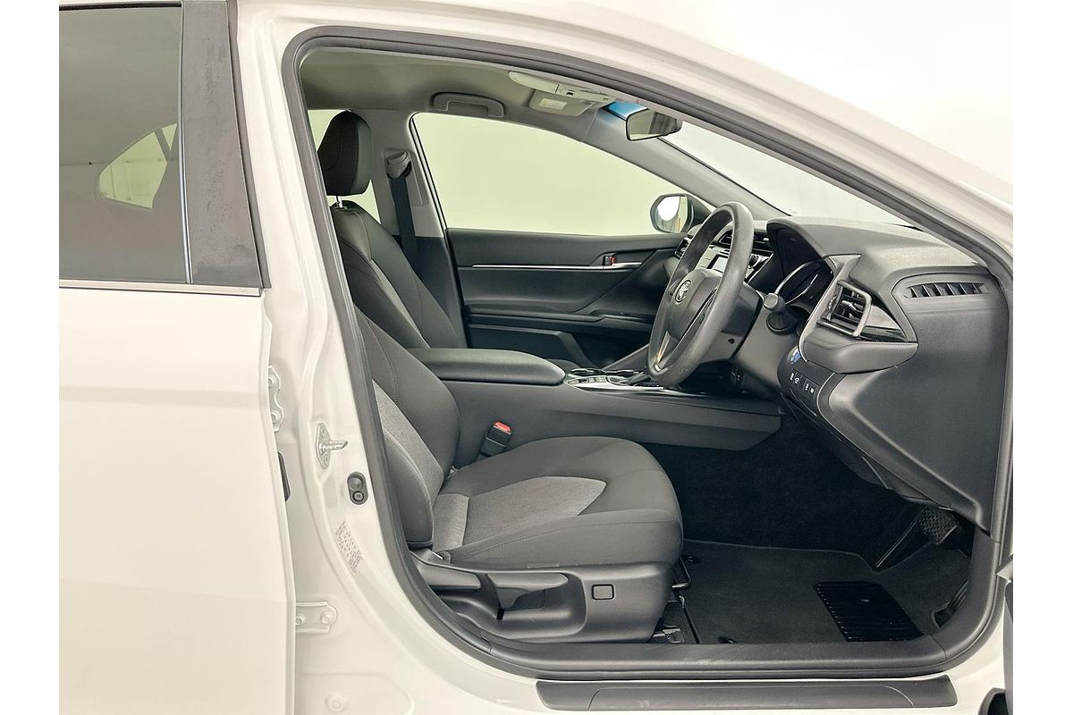 2019 Toyota Camry Ascent AXVH71R