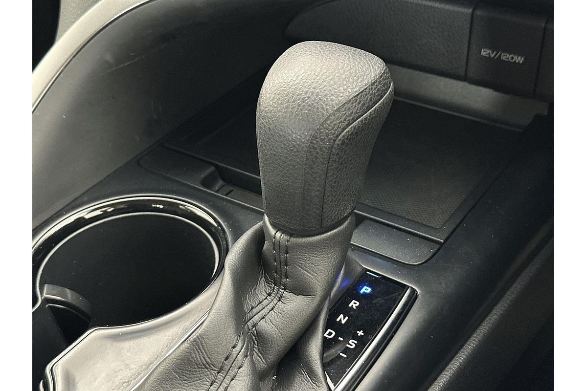 2020 Toyota Camry Ascent AXVH70R