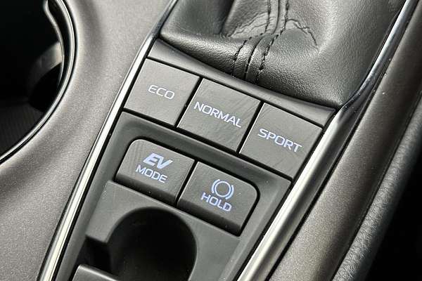 2024 Toyota Camry Ascent AXVH70R