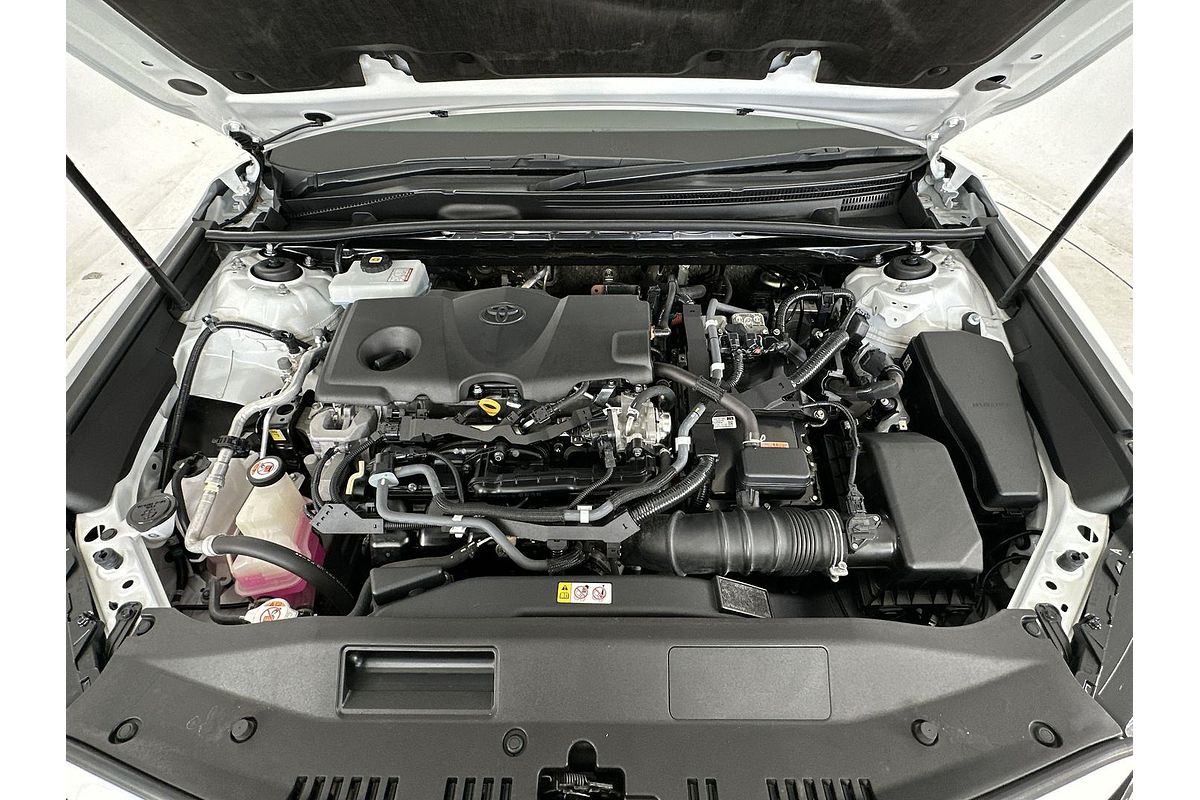 2020 Toyota Camry Ascent AXVH70R