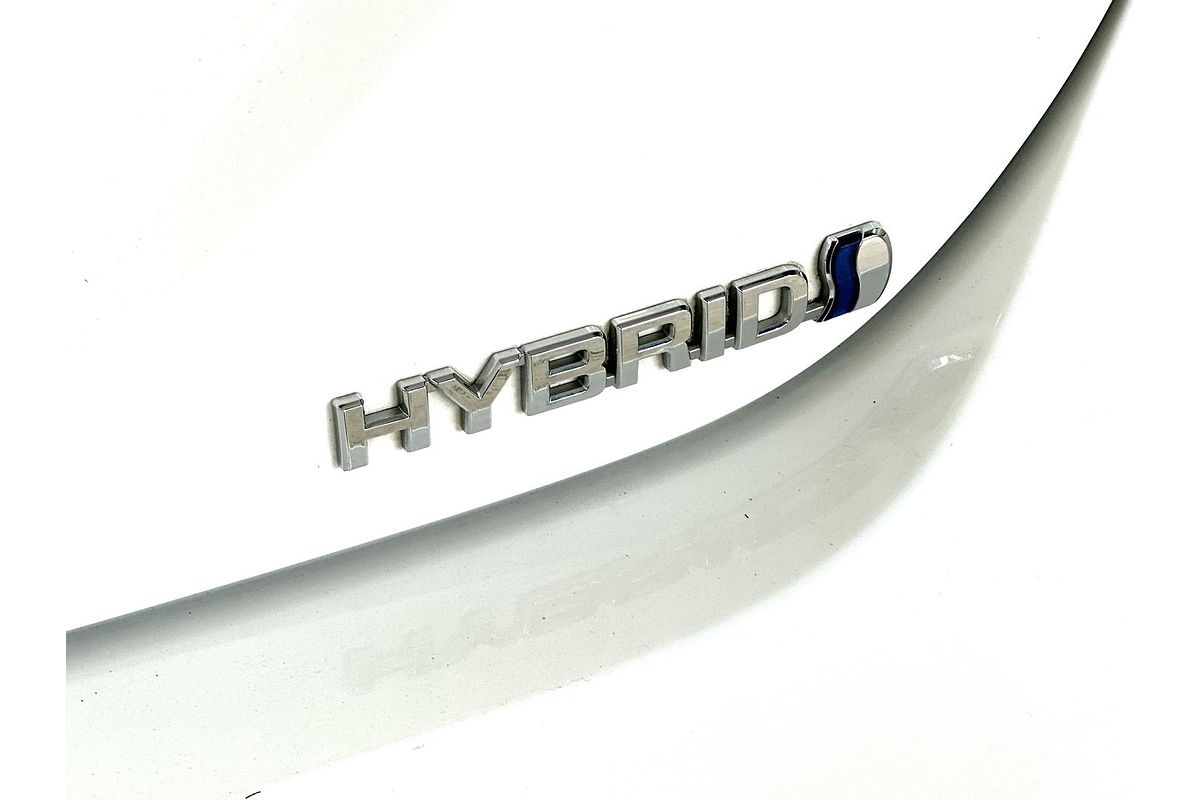 2020 Toyota Camry Ascent AXVH70R