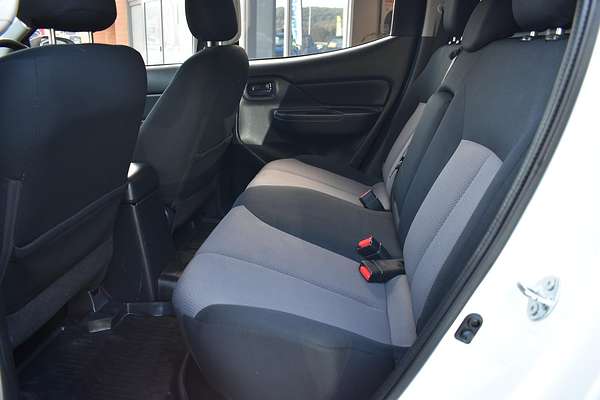 2019 Mitsubishi Triton GLX ADAS MR 4X4