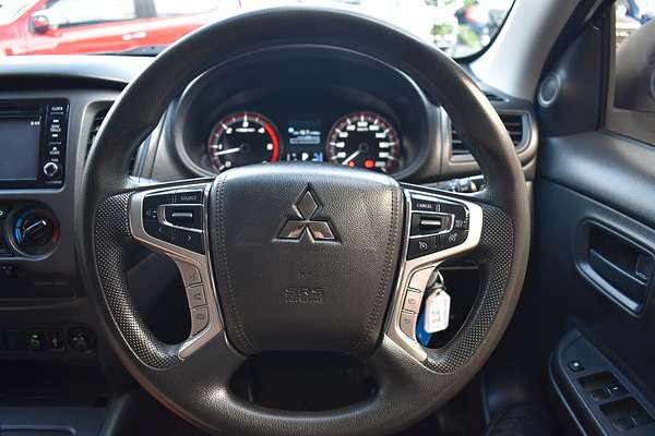 2019 Mitsubishi Triton GLX ADAS MR 4X4