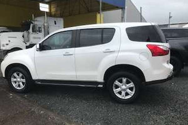 2015 Isuzu MU-X LS-U