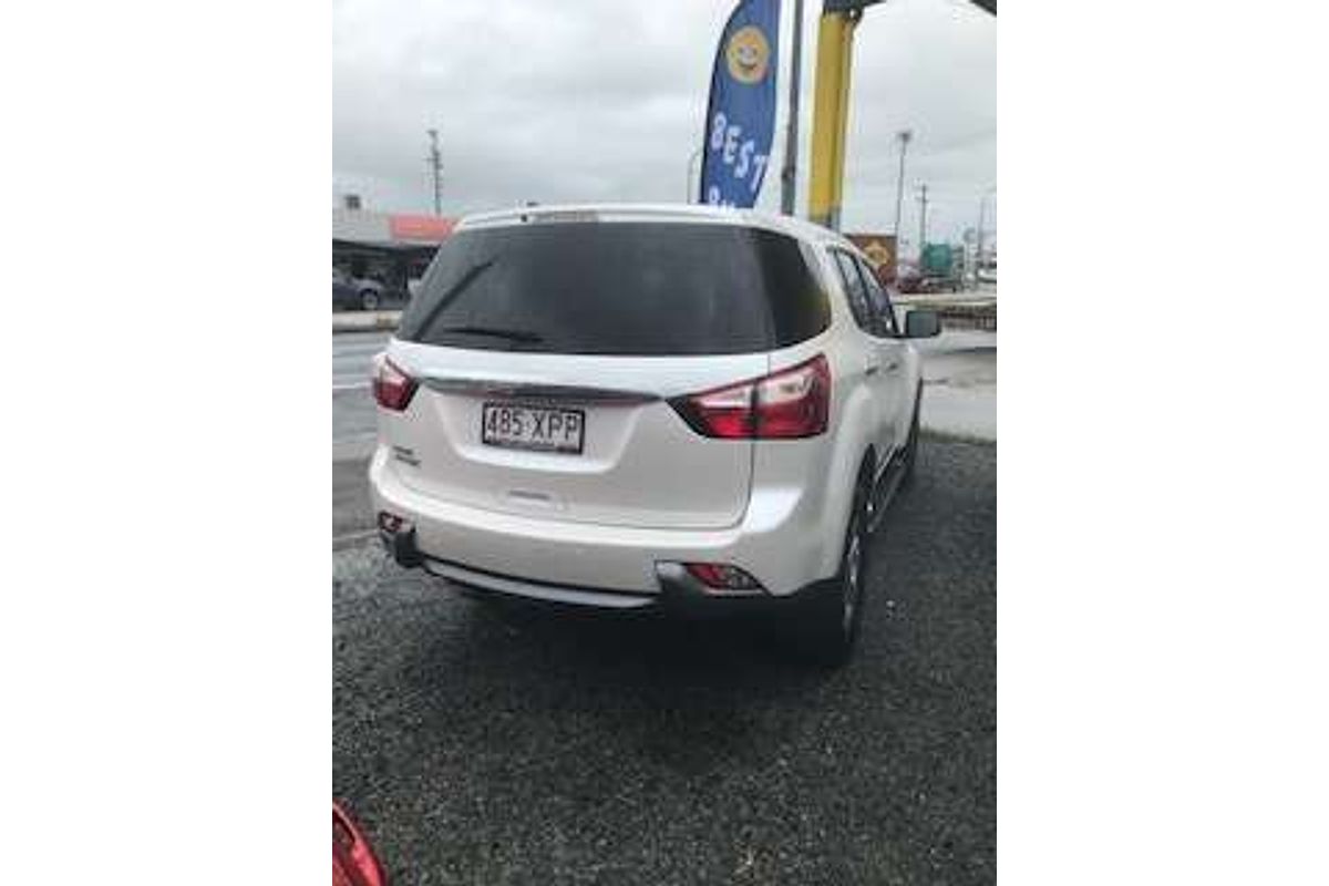 2015 Isuzu MU-X LS-U